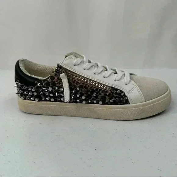 STEVE MADDEN Women’s PARKA Animal Print Studded Low Top Leather Sneakers SIZE 7M - Picture 2 of 12